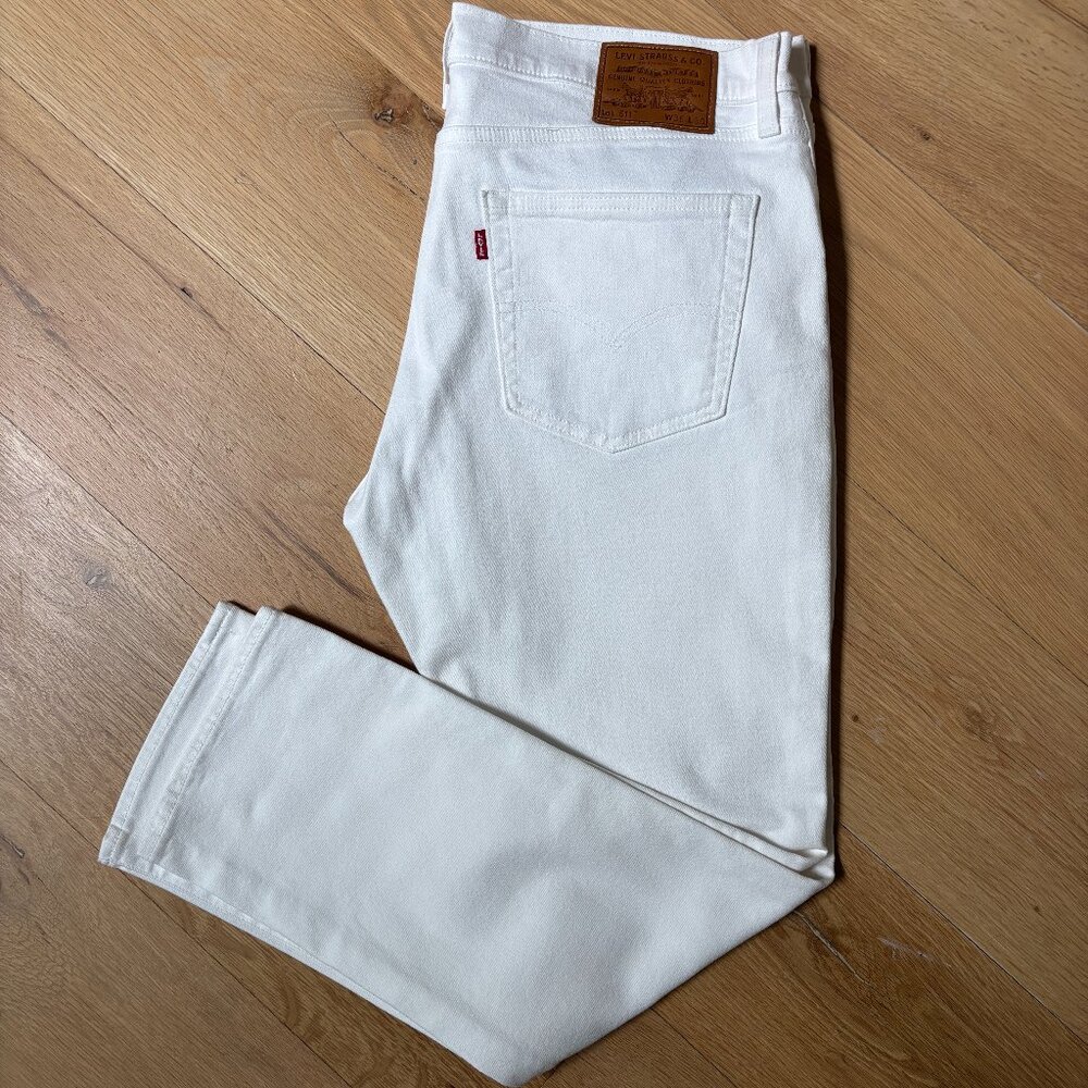 Levis 511 Slim Straight White Jeans